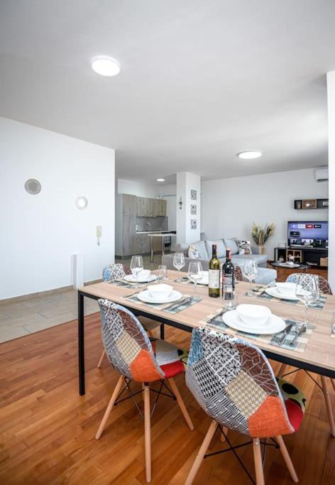 Grand View Apartment Durres Bagian luar foto