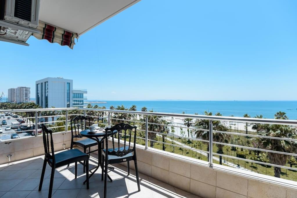 Grand View Apartment Durres Bagian luar foto